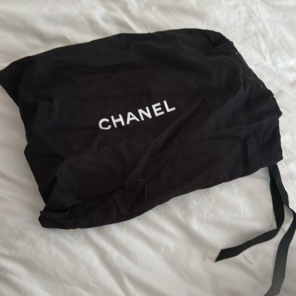Small Chanel Boy Bag- with Dust Bag!! - Picture 6 of 7